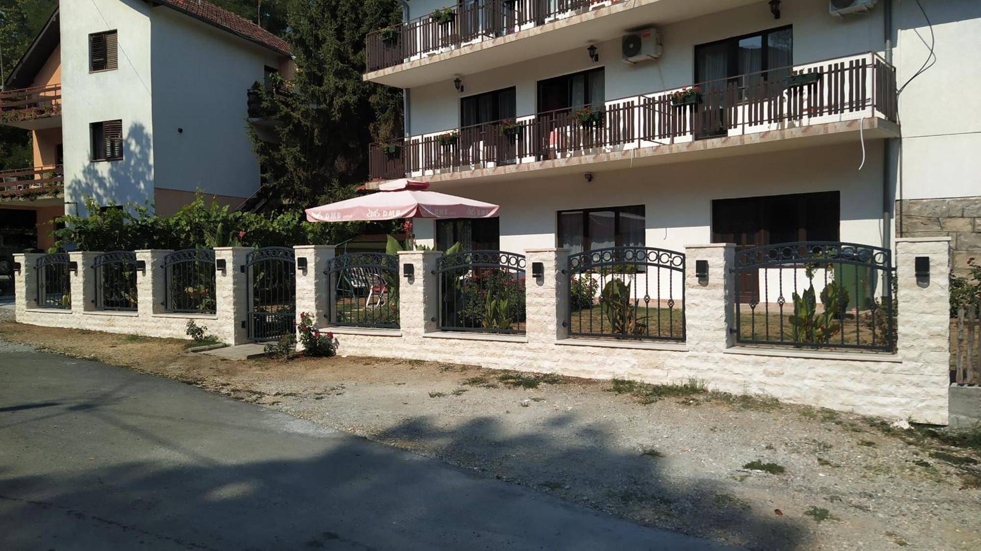 Apartmani "Vila Jelena" ארנדלובאץ' מראה חיצוני תמונה